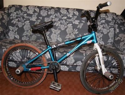 Лот: 1061920. Фото: 1. Продается BMX. Велосипеды