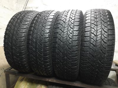 Лот: 19074733. Фото: 1. 215/70R16 100S Yokohama Geolandar... Шины