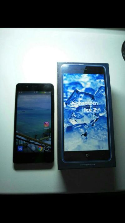 Лот: 9019962. Фото: 1. Смартфон highscreen ice 2. Смартфоны