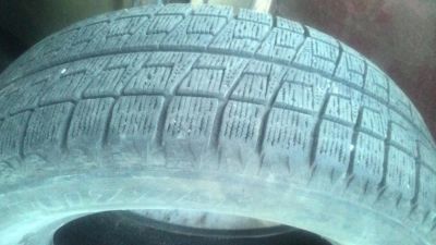 Лот: 8475682. Фото: 1. Резина зимння липучка Bridgestone... Шины