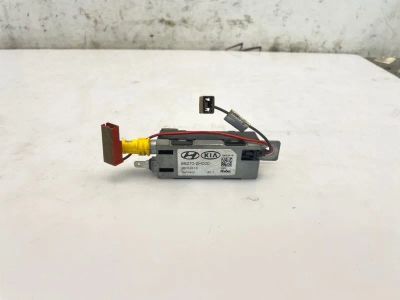 Лот: 25377894. Фото: 1. усилитель антенны Hyundai Elantra... Двигатель и элементы двигателя