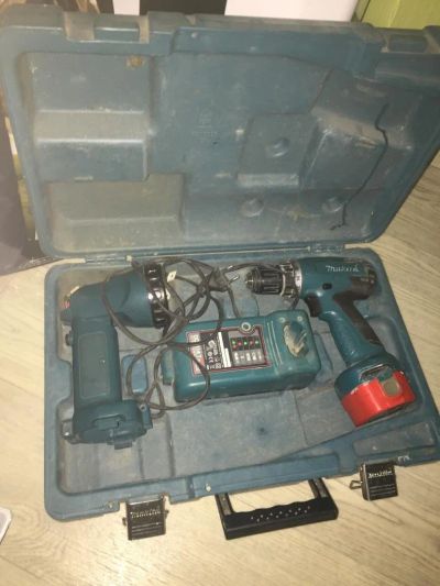 Лот: 10279228. Фото: 1. Шуруповёрт Makita 6271D. Электроинструмент