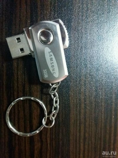 Лот: 10468441. Фото: 1. Usb флешка 32гб. USB-флеш карты