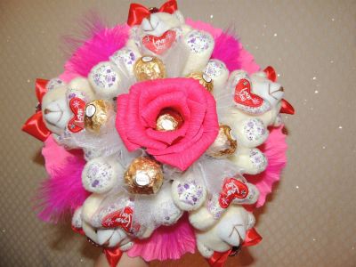 Лот: 3779469. Фото: 1. конфетный букет из игрушек с мишками... Букеты из конфет, игрушек