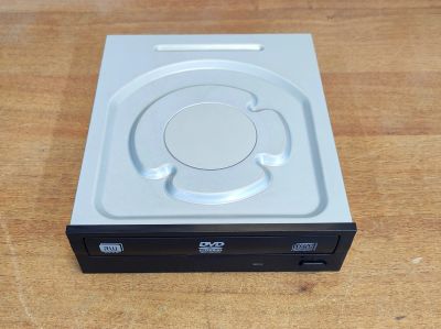 Лот: 20567327. Фото: 1. Привод DVD±RW Lite-On iHAS124-34... Приводы CD, DVD, BR, FDD