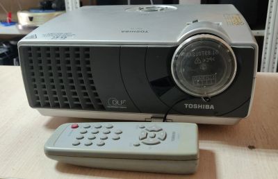 Лот: 20999084. Фото: 1. Проектор Toshiba TDP-T8/1024x768... Проекторы