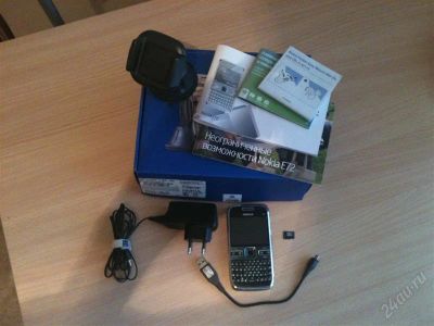 Лот: 2036608. Фото: 1. Nokia E72. Срочно!!. Кнопочные мобильные телефоны