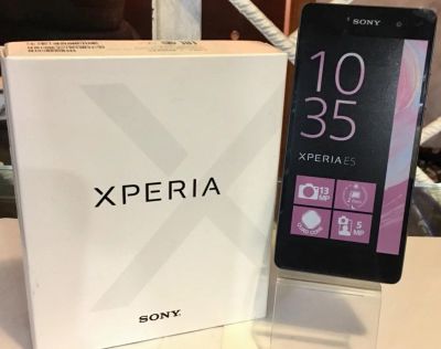 Лот: 9097209. Фото: 1. Телефон Sony Xperia E5. Смартфоны