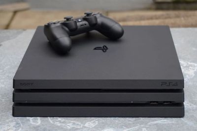 Лот: 19674310. Фото: 1. Playstation 4 Pro. Игровые приставки, консоли