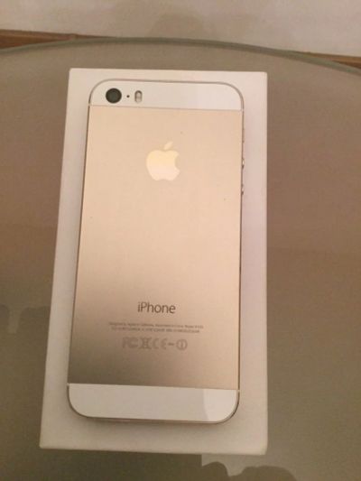 Лот: 11246641. Фото: 1. Продам IPhone 5S 16 г. Смартфоны