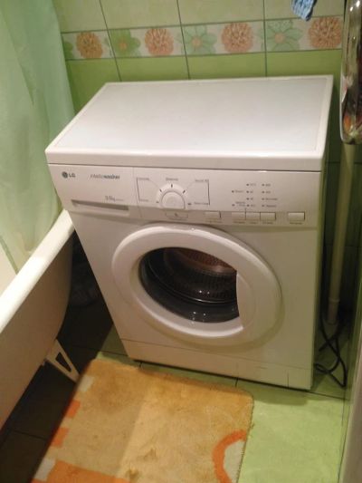 Лот: 3908369. Фото: 1. Стиральная машинка LG WD-80250S. Стиральные машины