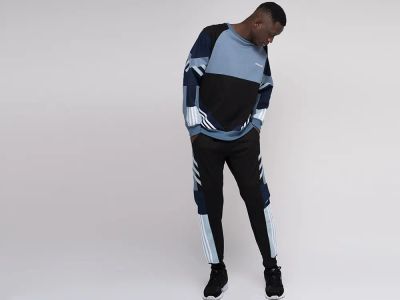 Лот: 17289029. Фото: 1. Спортивный костюм Adidas. Спортивные костюмы