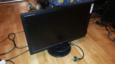 Лот: 5126494. Фото: 1. ЖК-монитор LG с диагональю 22... ЖК-мониторы