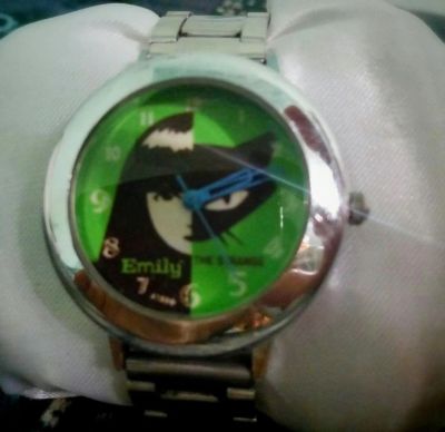 Лот: 6800838. Фото: 1. Часы женские Emily The Strange... Оригинальные наручные часы