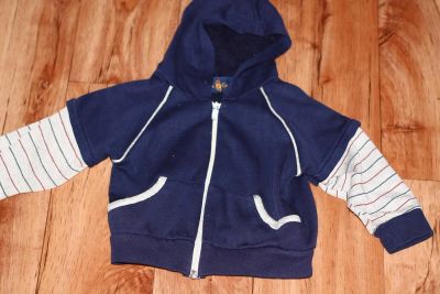 Лот: 6355485. Фото: 1. Кофта на 1,5-2 года. Свитера, худи, толстовки