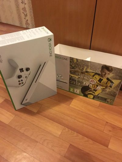 Лот: 10859380. Фото: 1. Xbox one S+ куча игр. См описание. Игровые приставки, консоли