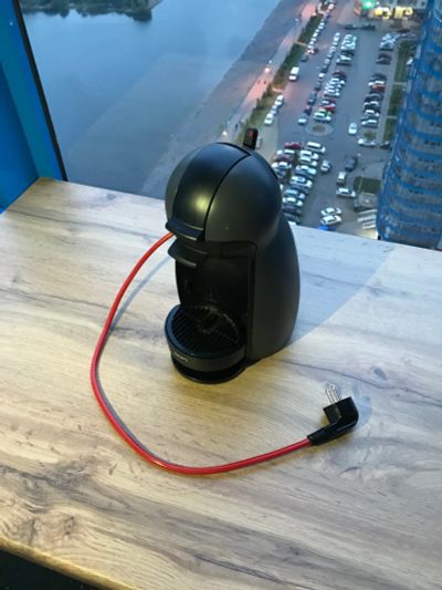 Лот: 14025492. Фото: 1. Капсульная кофемашина "Dolce Gusto... Чайники, кофемашины, кулеры