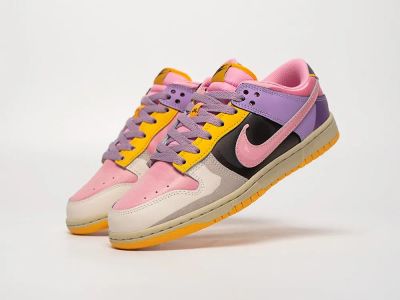 Лот: 21775267. Фото: 1. Кроссовки Nike SB Dunk Low (40514... Кеды, кроссовки, слипоны