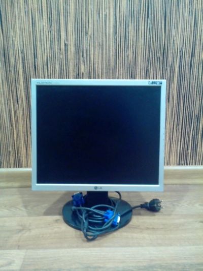 Лот: 4871809. Фото: 1. LG Flatron L1752TQ. ЖК-мониторы