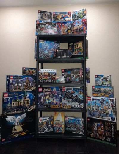 Лот: 24688732. Фото: 1. конструктор lego умным людям в... Вещи известных людей, автографы