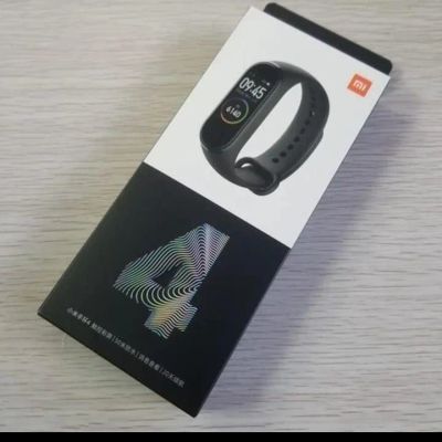 Лот: 16818529. Фото: 1. Xiaomi mi band 4. Смарт-часы, фитнес-браслеты, аксессуары