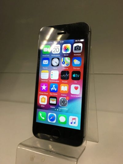 Лот: 15687206. Фото: 1. Смартфон iPhone 5S 16GB. Смартфоны