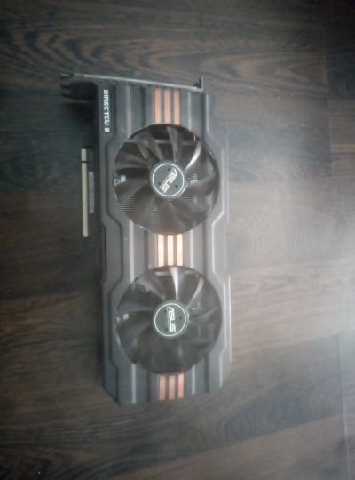 Лот: 20572940. Фото: 1. Видеокарта amd r9 280x 6gb. Видеокарты