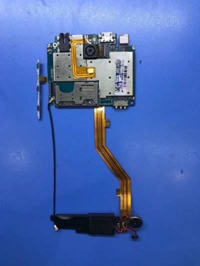 Лот: 10897983. Фото: 1. плата рабочая BQ BQS-5004. Микросхемы и платы