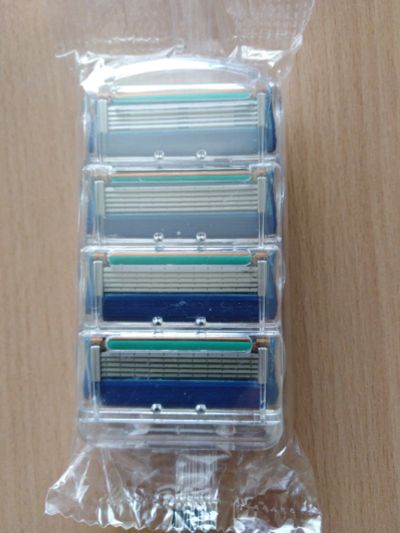 Лот: 16314640. Фото: 1. Gillette Fusion 5 лезвий. Укладка и стрижка волос, бритьё, эпиляция