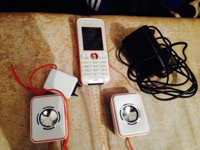 Лот: 5366250. Фото: 1. Sony Ericsson W200i. Кнопочные мобильные телефоны