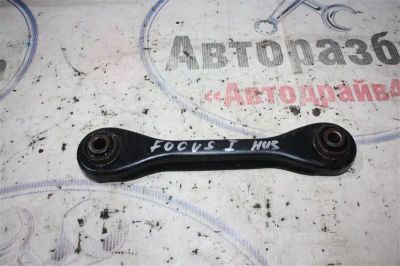 Лот: 21718513. Фото: 1. рычаг поперечный Ford Focus DBW. Двигатель и элементы двигателя