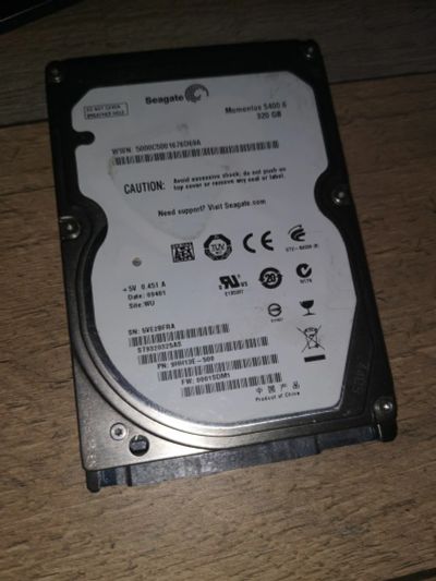 Лот: 15660170. Фото: 1. Жёсткий Seagate momentus 320gb... Жёсткие диски (HDD)