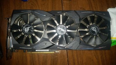 Лот: 10998555. Фото: 1. GTX 1080 Asus strix. Видеокарты