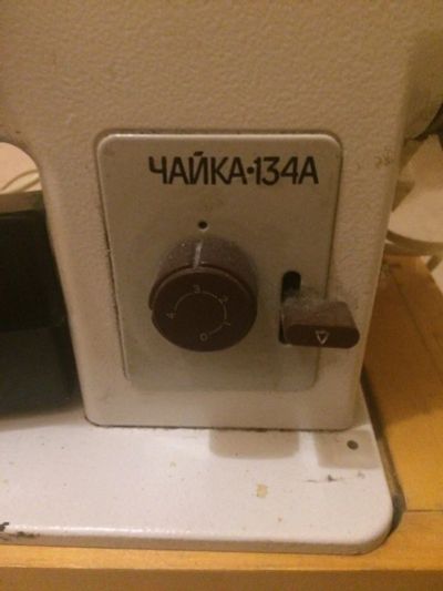 Лот: 12491537. Фото: 1. Шейная машина Чайка 134 А. Швейная, вязальная