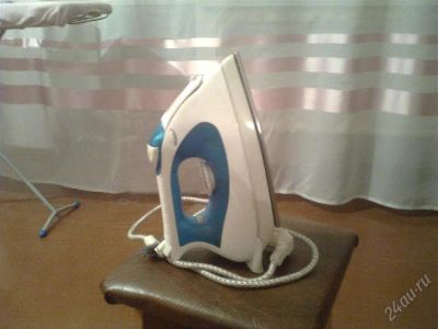 Лот: 1530569. Фото: 1. Утюг. Утюги, парогенераторы, отпариватели