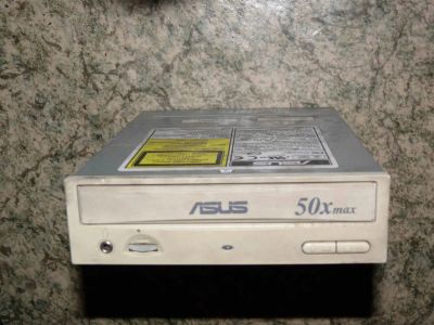 Лот: 3745305. Фото: 1. CD-ROM. Приводы CD, DVD, BR, FDD