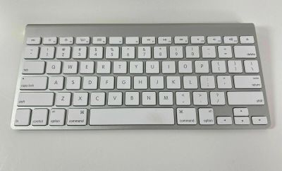 Лот: 18285836. Фото: 1. Клавиатура Apple Magic Keyboard. Клавиатуры для ноутбуков