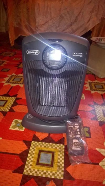 Лот: 10392601. Фото: 1. Тепловентилятор Delonghi, керамический... Обогреватели бытовые