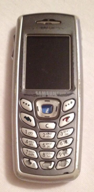 Лот: 6754300. Фото: 1. Телефон Samsung. Кнопочные мобильные телефоны