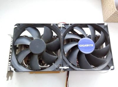 Лот: 6702436. Фото: 1. Видеокарта Radeon 7950 (R9 280... Видеокарты