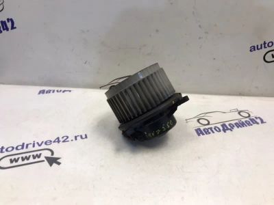 Лот: 21709565. Фото: 1. мотор печки Chevrolet Cruze J300. Двигатель и элементы двигателя