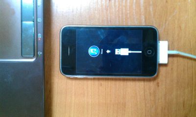 Лот: 3385477. Фото: 1. Iphone 3gs. Смартфоны