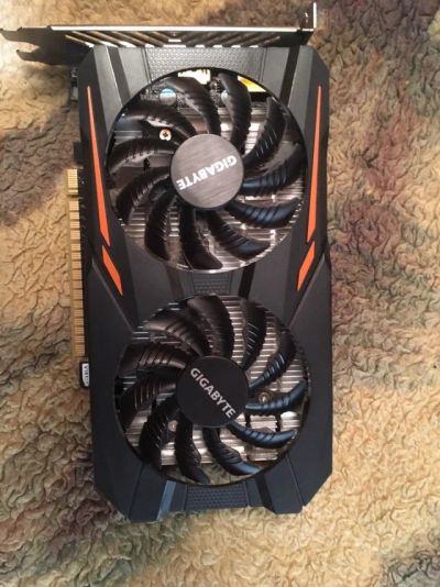 Лот: 14278937. Фото: 1. Nvidia GTX 1050 2GB OC GigaByte. Видеокарты