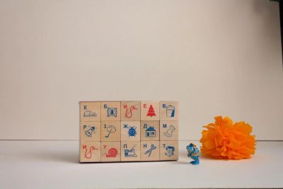 Лот: 6844964. Фото: 1. Кубики Алфавит с картинками деревянные... Развивающие