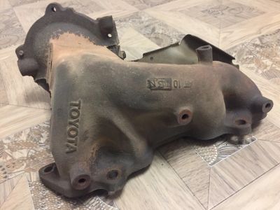 Лот: 15051587. Фото: 1. Коллектор выпускной Toyota 3s-fe... Двигатель и элементы двигателя