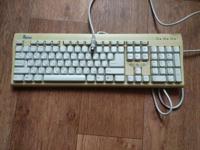 Лот: 17368155. Фото: 1. Клавиатура genius. Клавиатуры и мыши