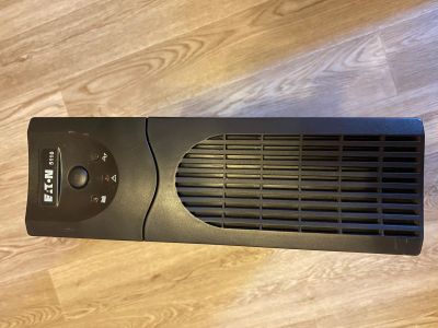 Лот: 21100760. Фото: 1. ИБП Eaton Powerware 5110 1000... ИБП, аккумуляторы для ИБП