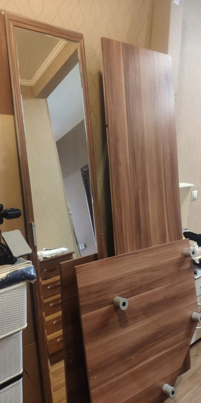 Лот: 25272905. Фото: 1. Угловой шкаф с зеркалом. Шкафы, шкафы-купе