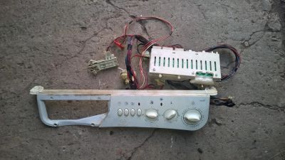 Лот: 11785017. Фото: 1. Блокировка дверцы люка от indesit... Запчасти для остальной бытовой техники