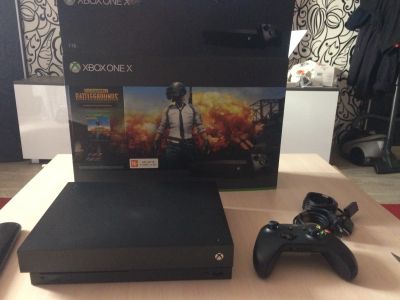 Лот: 16834707. Фото: 1. Xbox one x. Игровые приставки, консоли